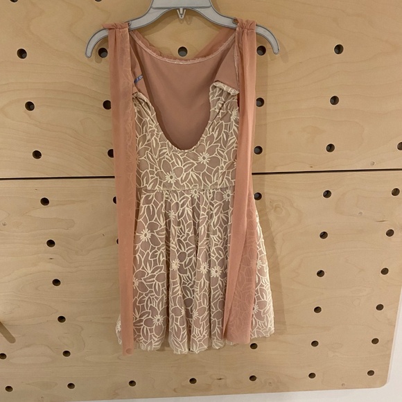 Dance Costume- youth medium - Picture 2 of 2